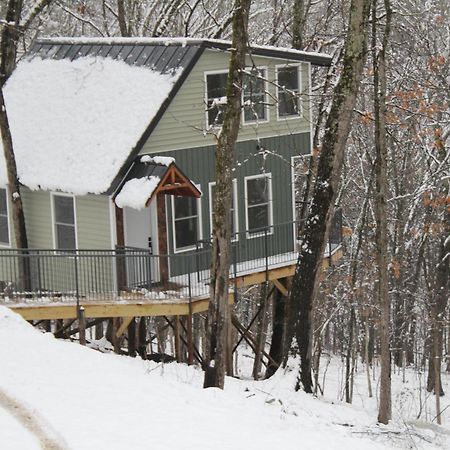 Secluded Treehouse In The Woods - Tree Hugger Hideaway Βίλα Μπράνσον Εξωτερικό φωτογραφία